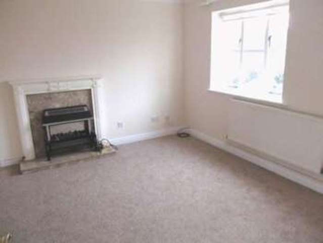  Image of 2 bedroom Flat to rent in St. Marys Road Evesham WR11 at St Marys Road  Evesham, WR11 4EG