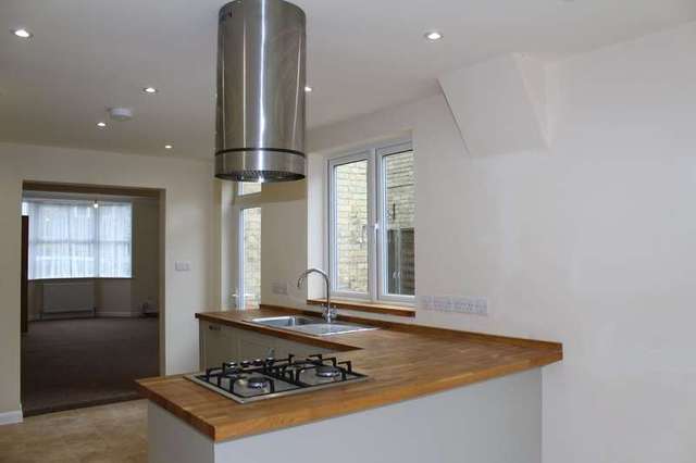  Image of 3 bedroom Detached house to rent in St. Philips Road Newmarket CB8 at Newmarket Suffolk, CB8 0EN