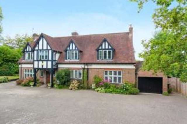  Image of 5 bedroom Detached house for sale in Stag Lane Chorleywood Rickmansworth WD3 at Chorleywood Rickmansworth Heronsgate, WD3 5HE