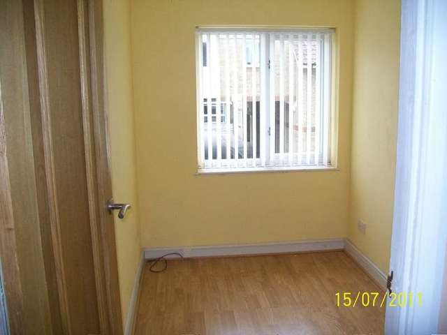  Image of 3 bedroom Terraced house to rent in Stanley Street Lowestoft NR32 at Lowestoft, NR32 2DY