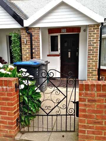  Image of Studio flat to rent in Station Approach Sudbury Wembley HA0 at Station Approach Sudbury Wembley, HA0 2LA