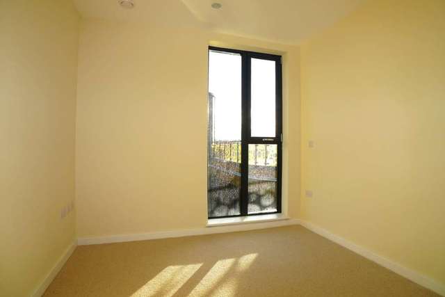 Image of 1 bedroom Apartment to rent in Station Road Sidcup DA15 at Station Road  Sidcup, DA15 7AP