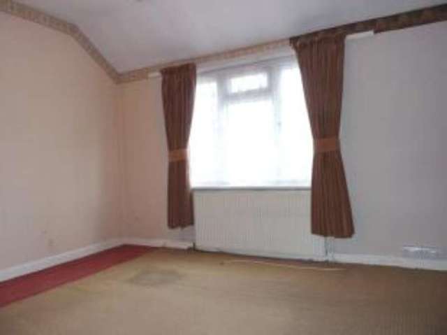  Image of 2 bedroom Terraced house for sale in Steeds Road London N10 at London  Muswell Hill, N10 1JB