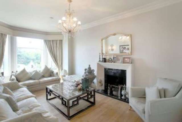  Image of 6 bedroom Detached house to rent in Stockport Road Timperley Altrincham WA15 at ALTRINCHAM, WA15 7LT