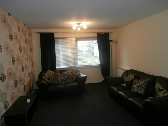  Image of 1 bedroom Flat to rent in Stratford East Kilbride Glasgow G74 at East Kilbride South Lanarkshire South Lanarkshire, G74 3QL