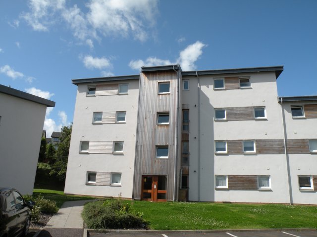  Image of 2 bedroom Flat to rent in Strathclyde Gardens Cambuslang Glasgow G72 at Cambuslang Glasgow Glasgow, G72 7ET