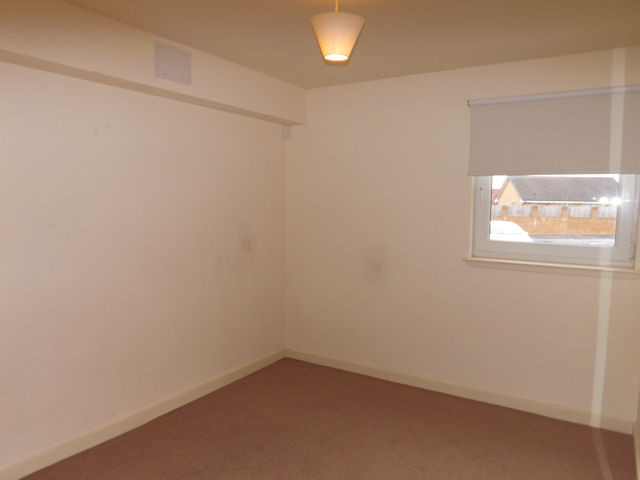  Image of 2 bedroom Flat to rent in Strathclyde Gardens Cambuslang Glasgow G72 at Cambuslang Glasgow Glasgow, G72 7ET