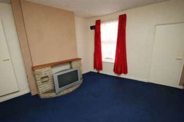  Image of 2 bedroom Terraced house to rent in Strelley Street Bulwell Nottingham NG6 at Strelley Street  Bulwell, NG6 8FR