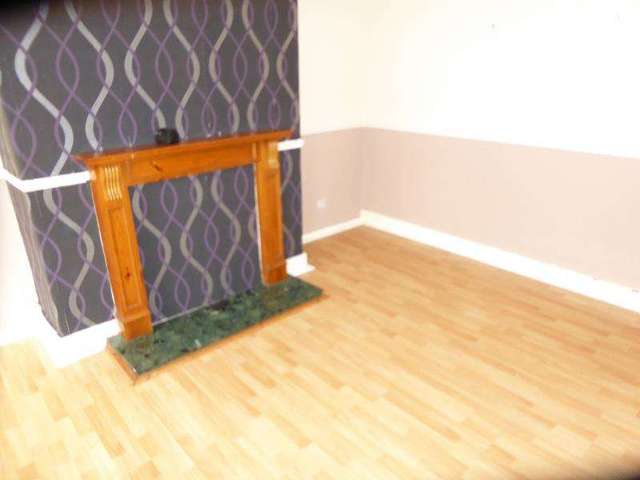  Image of 2 bedroom Detached house to rent in Sutherland Mount Leeds LS9 at Leeds, LS9 6DP