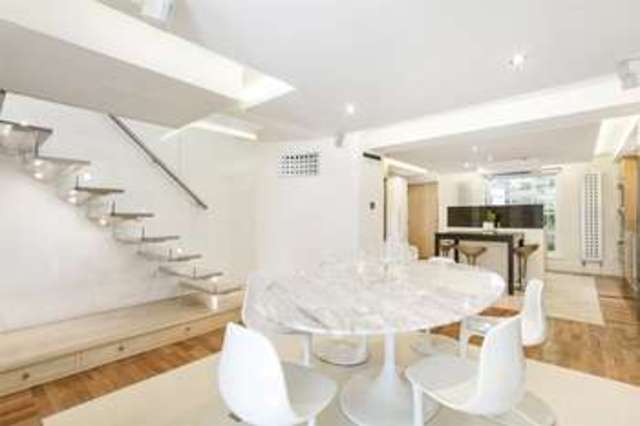  Image of 5 bedroom Terraced house for sale in Sutherland Place London W2 at Notting Hill London Westbourne Grove, W2 5BZ