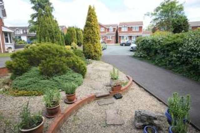  Image of 4 bedroom Detached house to rent in Swallowdale Walsall Wood Walsall WS9 at Swallowdale Walsall Wood Walsall, WS9 9RE