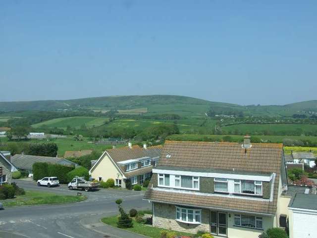  Image of 3 bedroom Semi-Detached house to rent in Alderbury Close Swanage BH19 at Swanage, BH19 2SN