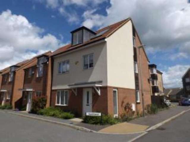  Image of 4 bedroom Semi-Detached house for sale in Swithland Broughton Milton Keynes MK10 at Broughton Milton Keynes Milton Keynes Village, MK10 7BA