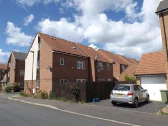  Image of 4 bedroom Semi-Detached house for sale in Swithland Broughton Milton Keynes MK10 at Broughton Milton Keynes Milton Keynes Village, MK10 7BA