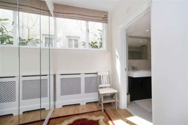  Image of 1 bedroom Property to rent in Sydney Street London SW3 at London, SW3 6PX