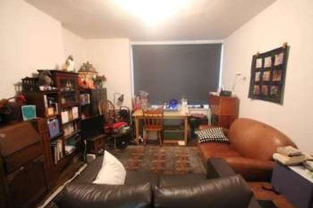  Image of 1 bedroom Flat to rent in Sylvester Road London E8 at London E8 1ET Hackney, E8 1ET
