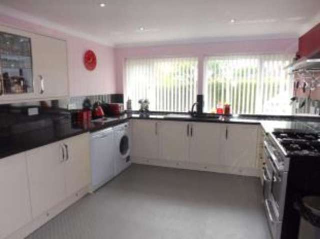  Image of 2 bedroom Bungalow for sale in Millers Road Tadley RG26 at Tadley Hampshire Tadley, RG26 4LN