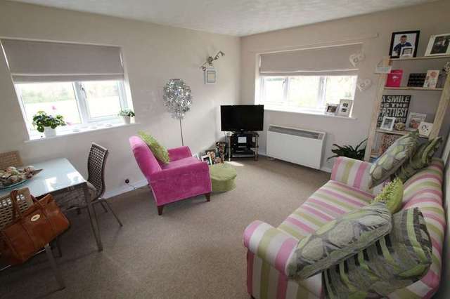  Image of 1 bedroom Flat to rent in Greyfield View Temple Cloud Bristol BS39 at Temple Cloud Bristol Avon, BS39 5DL