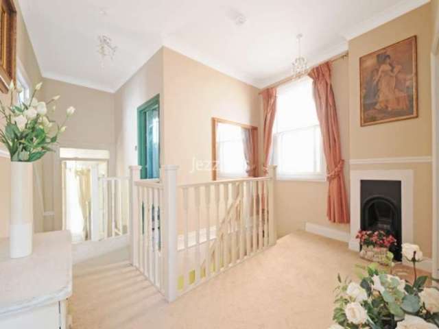  Image of 4 bedroom Detached house for sale in Thames Street Hampton TW12 at Hampton, TW12 2DX