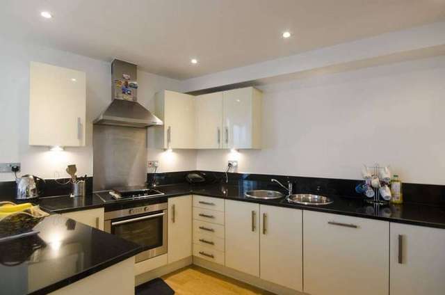  Image of 2 bedroom Apartment to rent in Albert Basin Way London E16 at Albert Basin Way  London, E16 2QZ