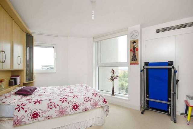  Image of 2 bedroom Apartment to rent in Albert Basin Way London E16 at Albert Basin Way  London, E16 2QZ