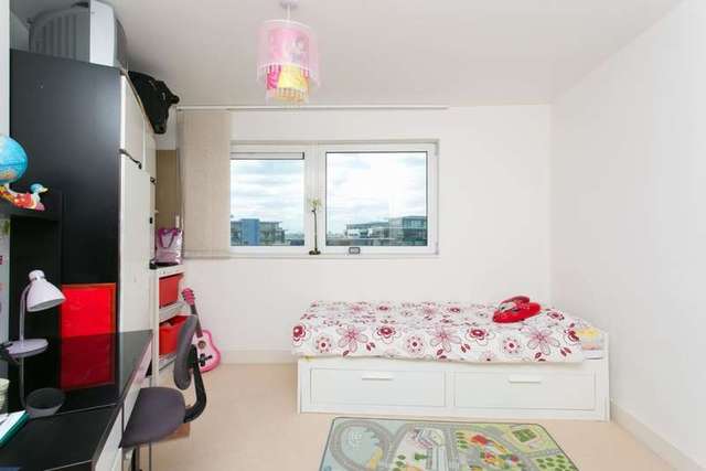  Image of 2 bedroom Apartment to rent in Albert Basin Way London E16 at Albert Basin Way  London, E16 2QZ