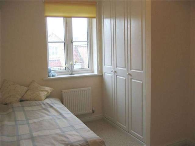  Image of 4 bedroom Detached house to rent in The Orchards Cherry Hinton Cambridge CB1 at Cherry Hinton, CB1 9HD
