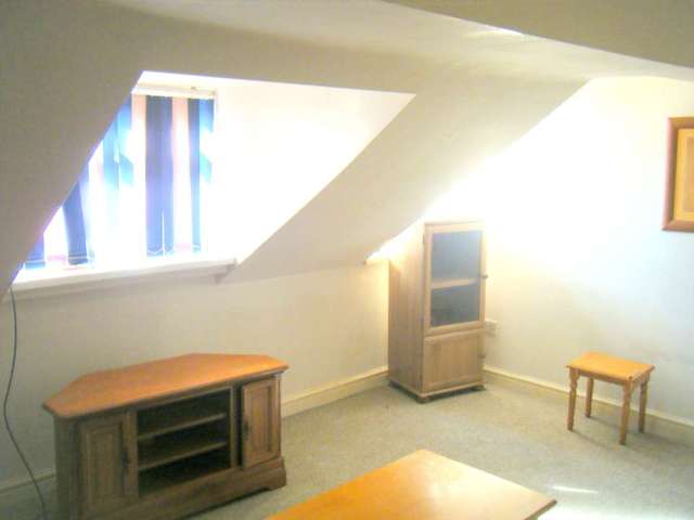  Image of 1 bedroom Apartment to rent in The Polygon Eccles Manchester M30 at The Polygon Eccles Manchester, M30 0DS