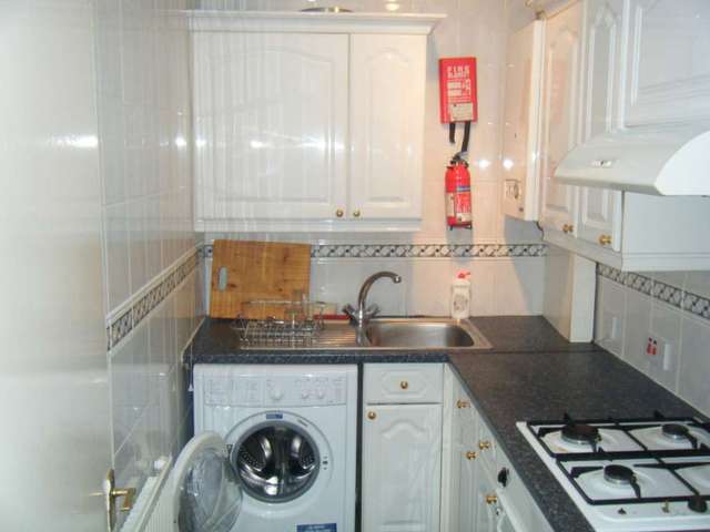  Image of 1 bedroom Apartment to rent in The Polygon Eccles Manchester M30 at The Polygon Eccles Manchester, M30 0DS