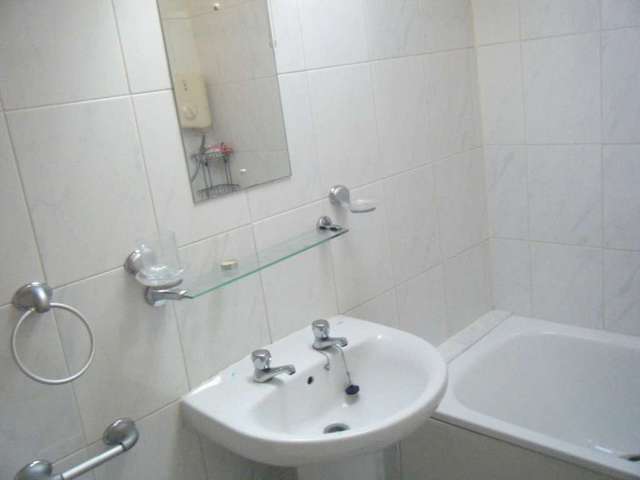  Image of 1 bedroom Apartment to rent in The Polygon Eccles Manchester M30 at The Polygon Eccles Manchester, M30 0DS