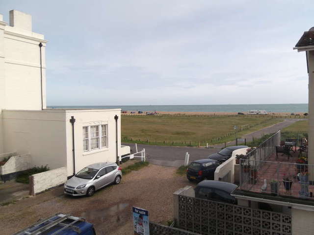  Image of 3 bedroom Semi-Detached house to rent in Sea Front Hayling Island PO11 at Hayling Island Hampshire, PO11 0AN