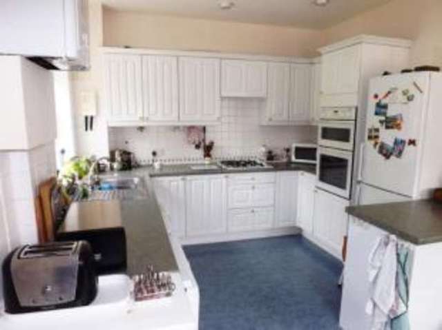  Image of 2 bedroom Flat for sale in The Street Charmouth Bridport DT6 at The Street Bridport Charmouth, DT6 6PN
