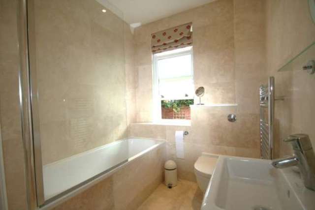  Image of 2 bedroom Apartment to rent in Toft Road Knutsford WA16 at Toft Road  Knutsford, WA16 9EB