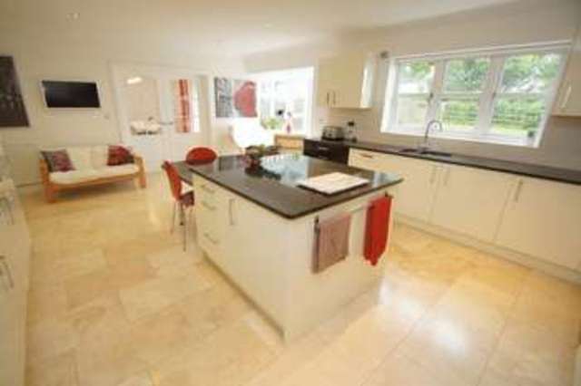  Image of 5 bedroom Detached house for sale in Tookeys Drive Astwood Bank Redditch B96 at Tookeys Drive Astwood Bank Redditch, B96 6BB