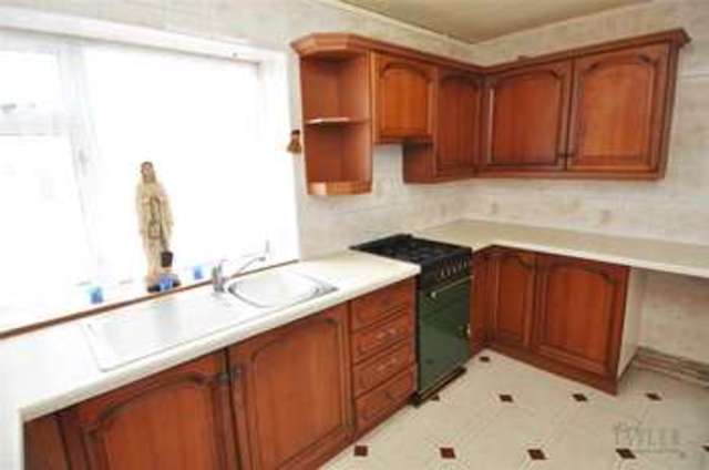  Image of 2 bedroom Flat for sale in Town Meadow Lane Moreton Wirral CH46 at Moreton Wirral Moreton, CH46 7TD