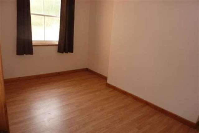  Image of 2 bedroom Flat to rent in Edward Street Truro TR1 at Truro, TR1 3AJ