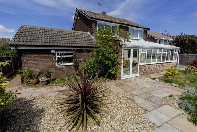  Image of 4 bedroom Detached house for sale in Tudor Close Thorpe Willoughby Selby YO8 at Thorpe Willoughby Selby Thorpe Willoughby, YO8 9NP