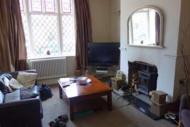 Image of 3 bedroom Terraced house for sale in Turf Lane Royton Oldham OL2 at Oldham Lancashire Oldham, OL2 6ET