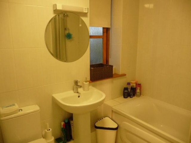  Image of 2 bedroom Flat to rent in Cupernham Lane Romsey SO51 at Cupernham Lane Romsey Not specified, SO51 7JH