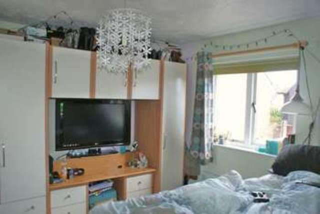  Image of 3 bedroom Detached house for sale in Broad Hinton Twyford Reading RG10 at Broad Hinton Twyford Reading, RG10 0XJ