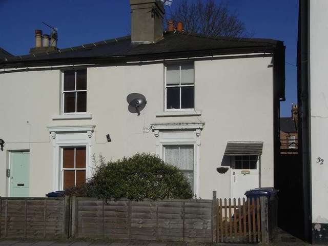  Image of 1 bedroom Flat for sale in Union Street High Barnet Barnet EN5 at Union Street  HIGH BARNET, EN5 4HZ