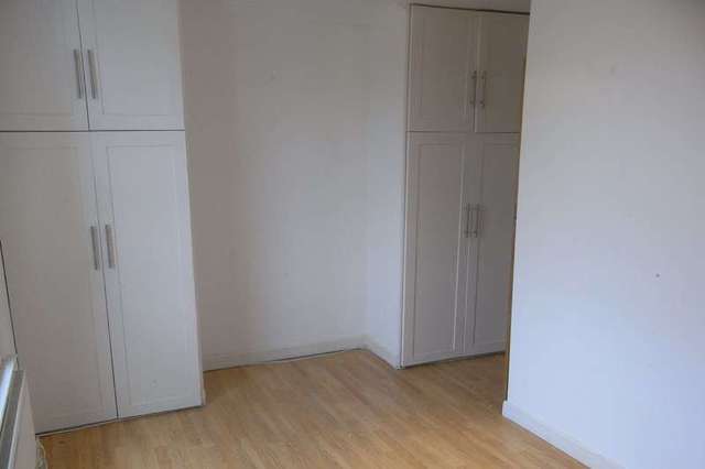  Image of 1 bedroom Flat for sale in Union Street High Barnet Barnet EN5 at Union Street  HIGH BARNET, EN5 4HZ