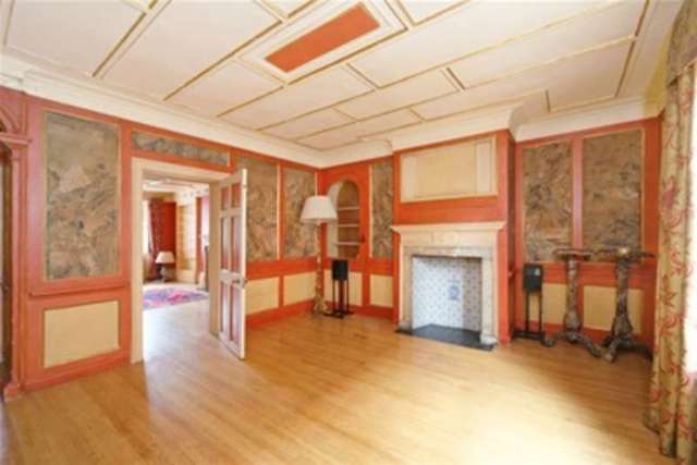  Image of 3 bedroom Detached house to rent in Upper Cheyne Row London SW3 at London, SW3 5JN