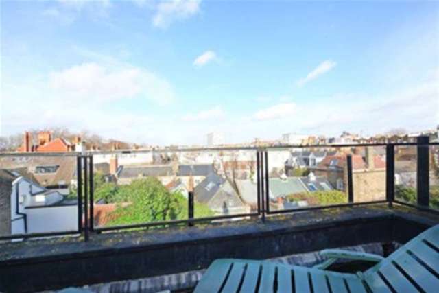  Image of 3 bedroom Detached house to rent in Upper Cheyne Row London SW3 at London, SW3 5JN