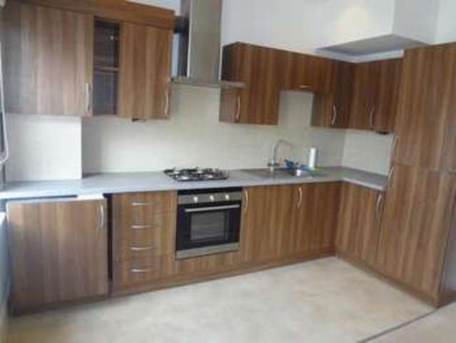  Image of 2 bedroom Flat to rent in Uxbridge Road Hatch End Pinner HA5 at Uxbridge Road Hatch End Pinner, HA5 4JS