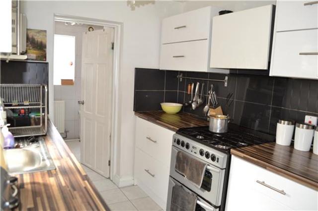  Image of 3 bedroom Terraced house to rent in Vauxhall Road Tredworth Gloucester GL1 at Gloucester, GL1 4EX