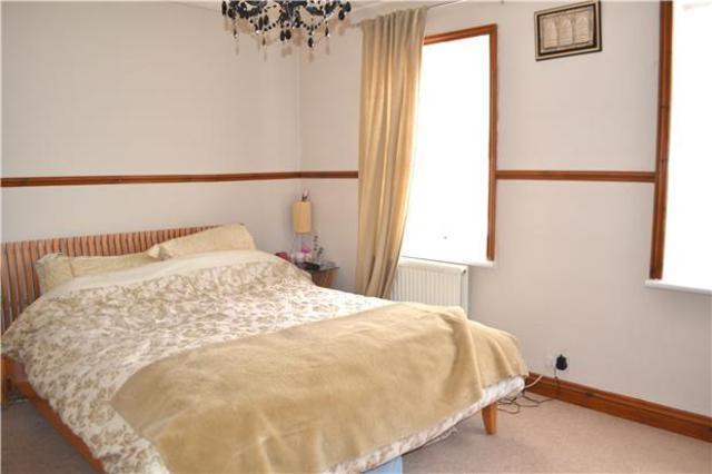  Image of 3 bedroom Terraced house to rent in Vauxhall Road Tredworth Gloucester GL1 at Gloucester, GL1 4EX