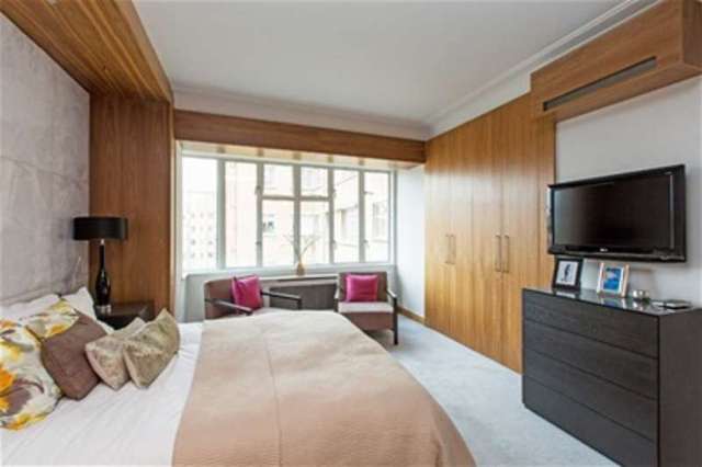  Image of 3 bedroom Flat for sale in Prince Albert Road London NW8 at London, NW8 7PP