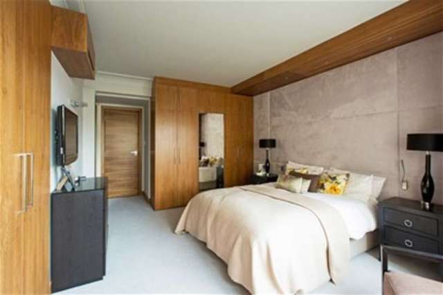  Image of 3 bedroom Flat for sale in Prince Albert Road London NW8 at London, NW8 7PP