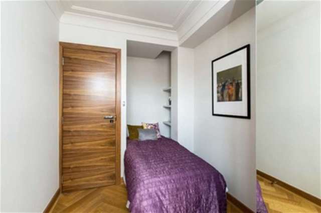  Image of 3 bedroom Flat for sale in Prince Albert Road London NW8 at London, NW8 7PP